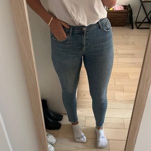 aGolde skinny light wash jeans